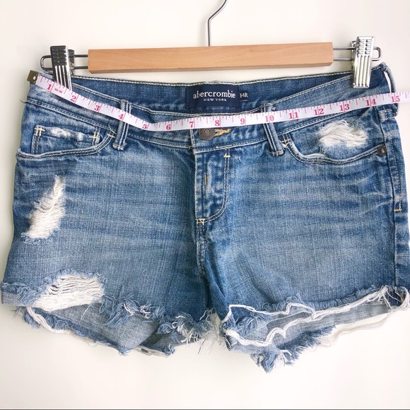 5/$20 Low-rise Jean shorts from Abercrombie kids, size 14R - Picture 4 of 8